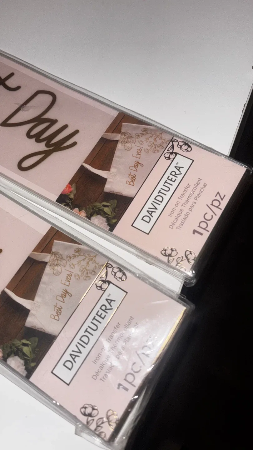 David Tutera “Best Day Ever” Gold Iron-On Vinyl Transfers image indicator(2)