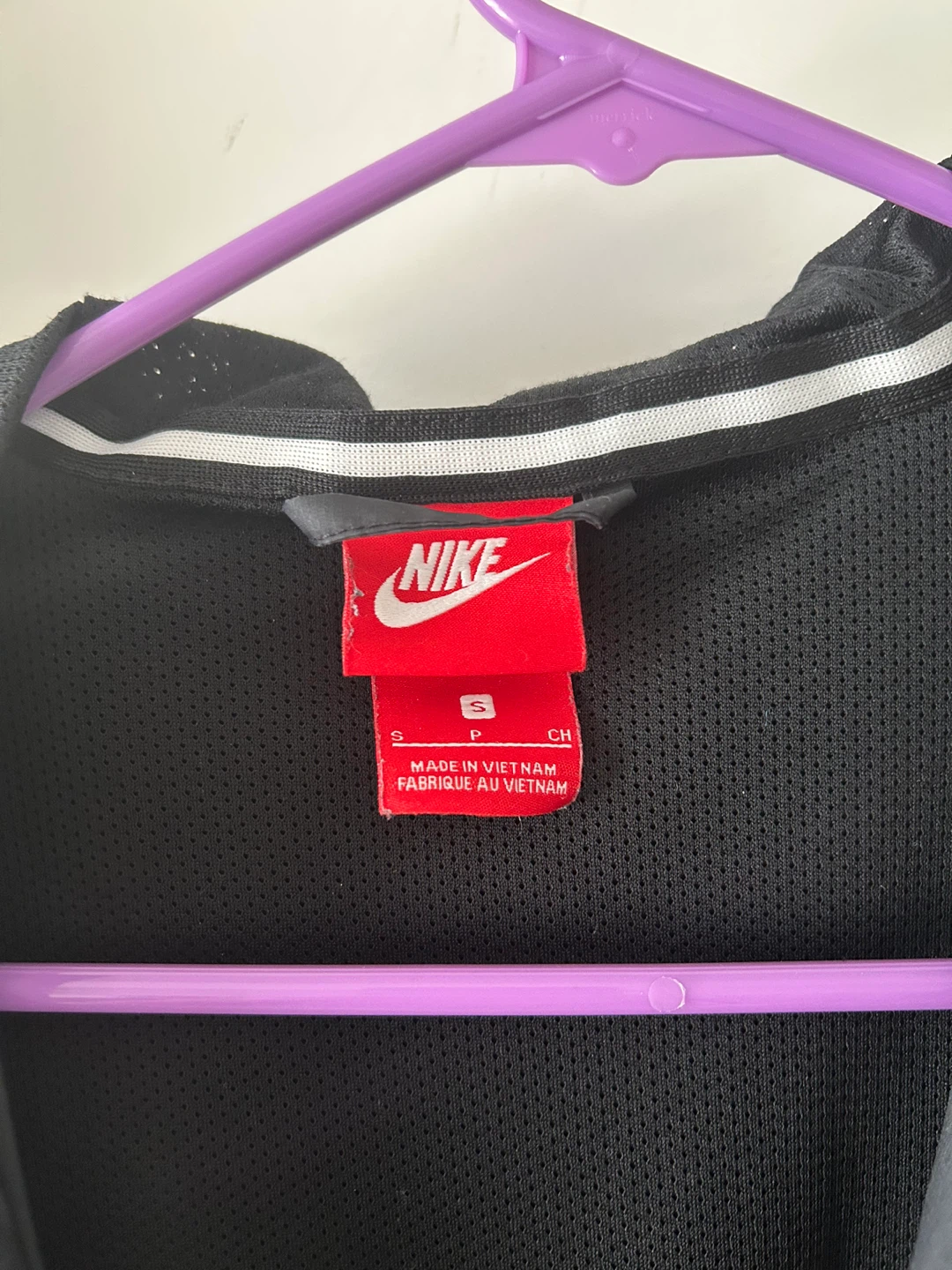 Nike Black Windbreaker Jacket - Size S - photo 2