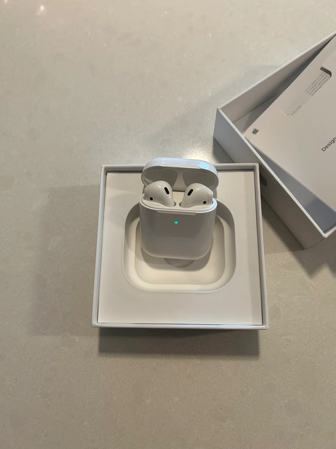 Apple AirPods 2nd Generation with Wireless Charging Case - White