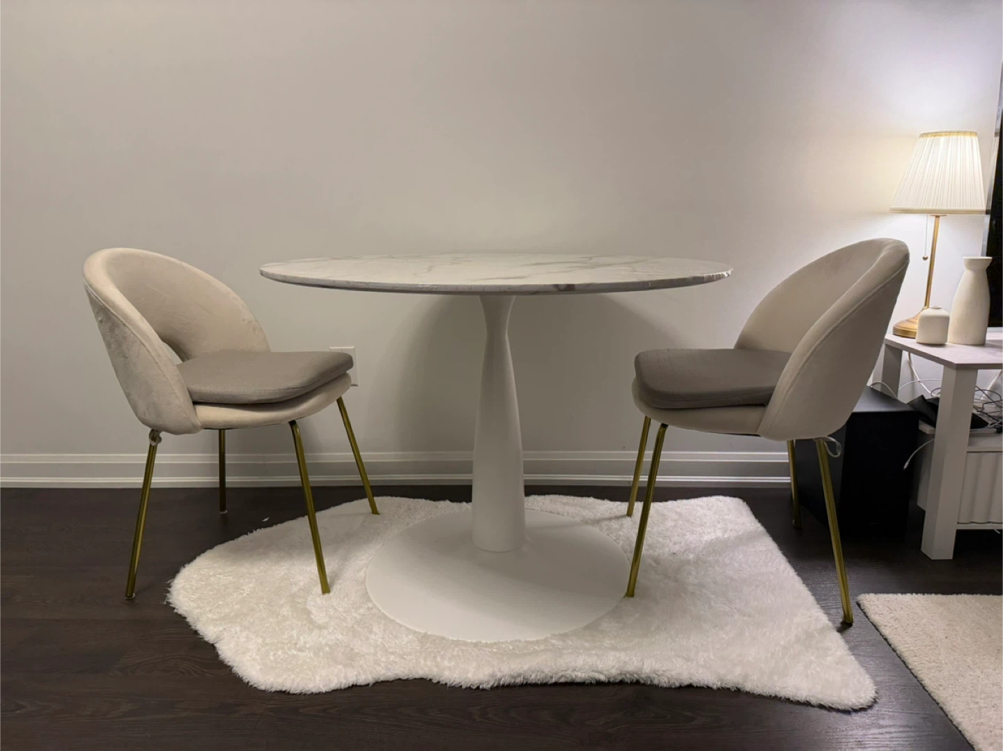 Round Marble Dining Table