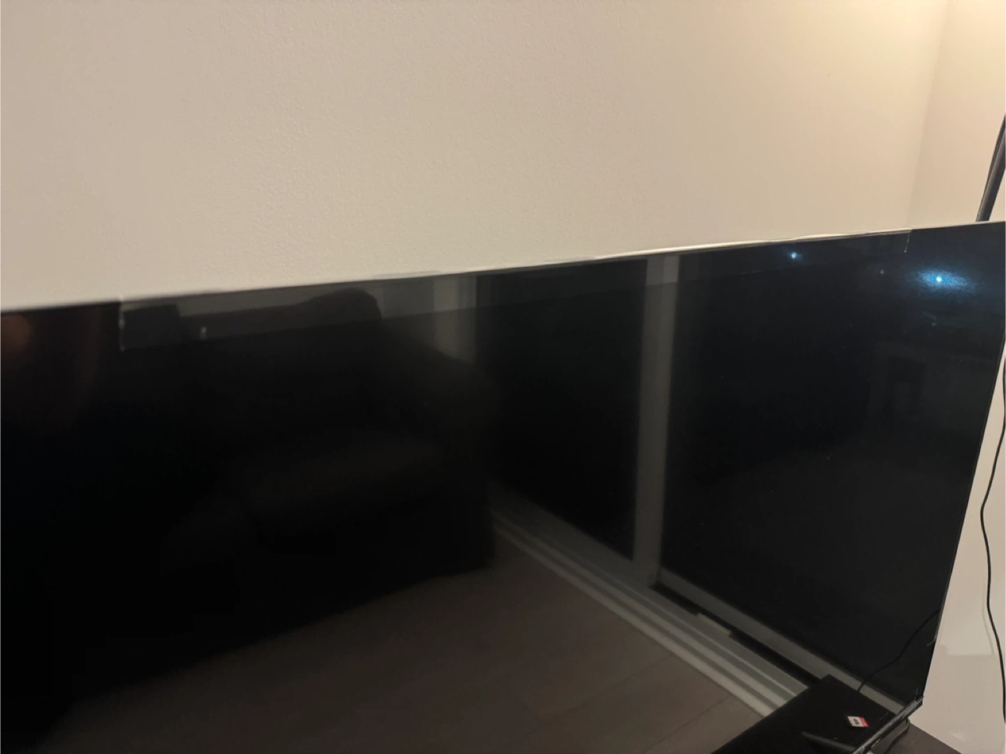 Philips 50” 4K UHD HDR QLED Roku Smart TV (Model: 50PUL7973/F6) - photo 2