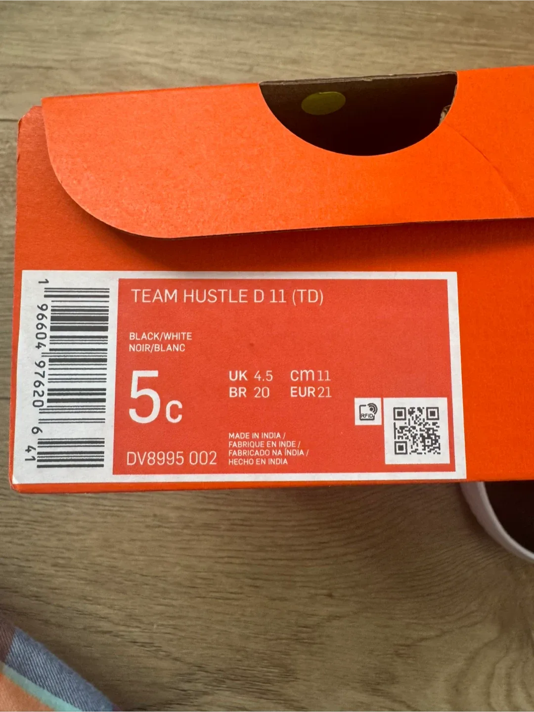 Nike Team Hustle D 11 (TD) Size 5C image indicator(4)