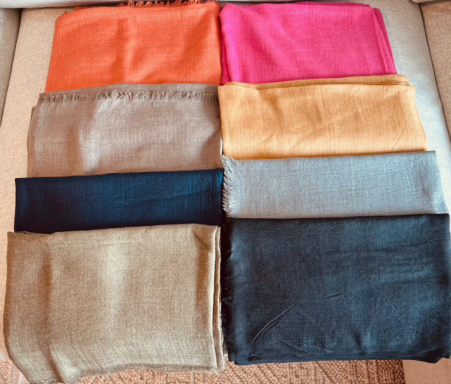 🧣✨ Luxury Pashmina Shawls – Handwoven in Swat Valley ✨🧣