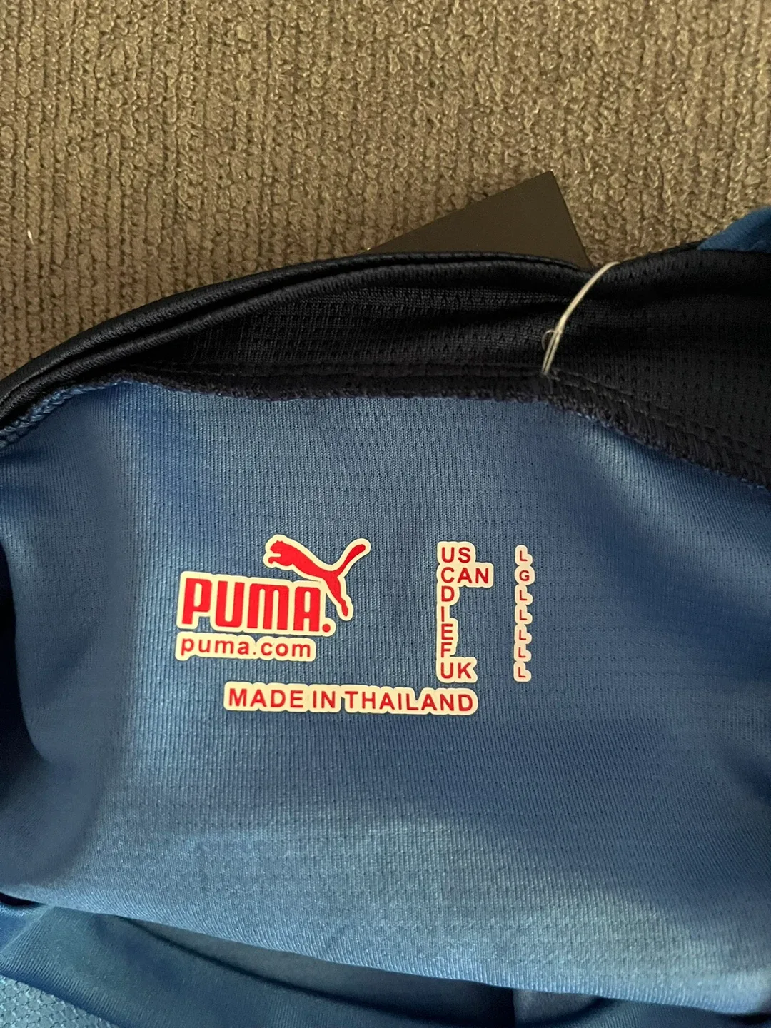 New Puma Italy Totti #10 Soccer Jersey - Size L image indicator(3)