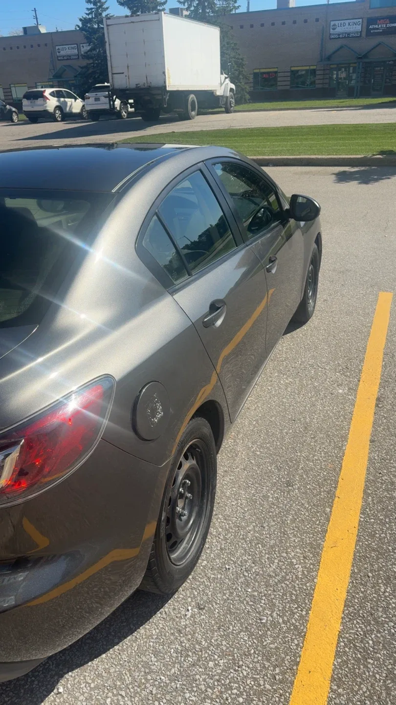 2013 Mazda 3 Sedan - Gray image indicator(5)