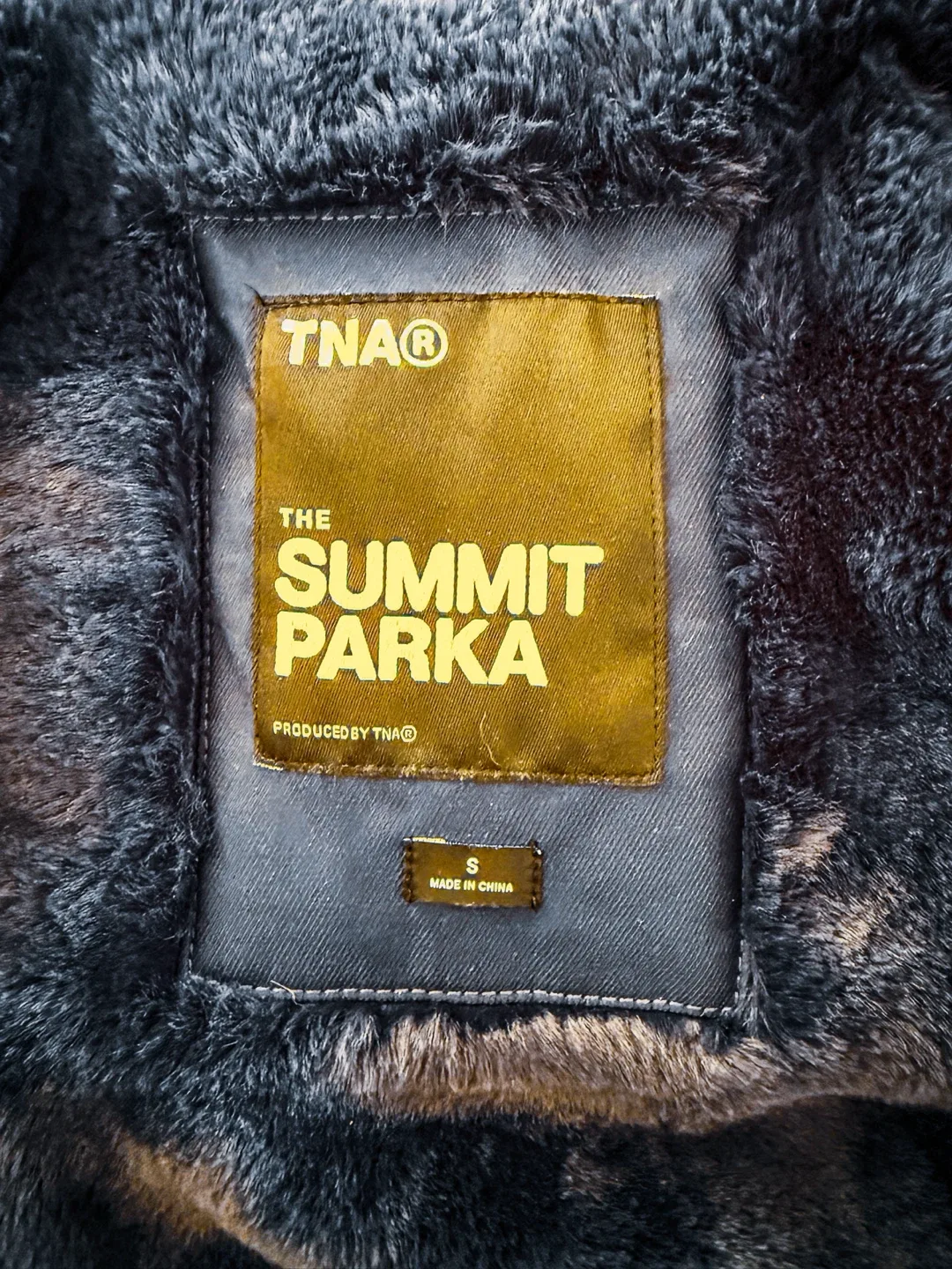 Aritzia Summit Parka image indicator(3)