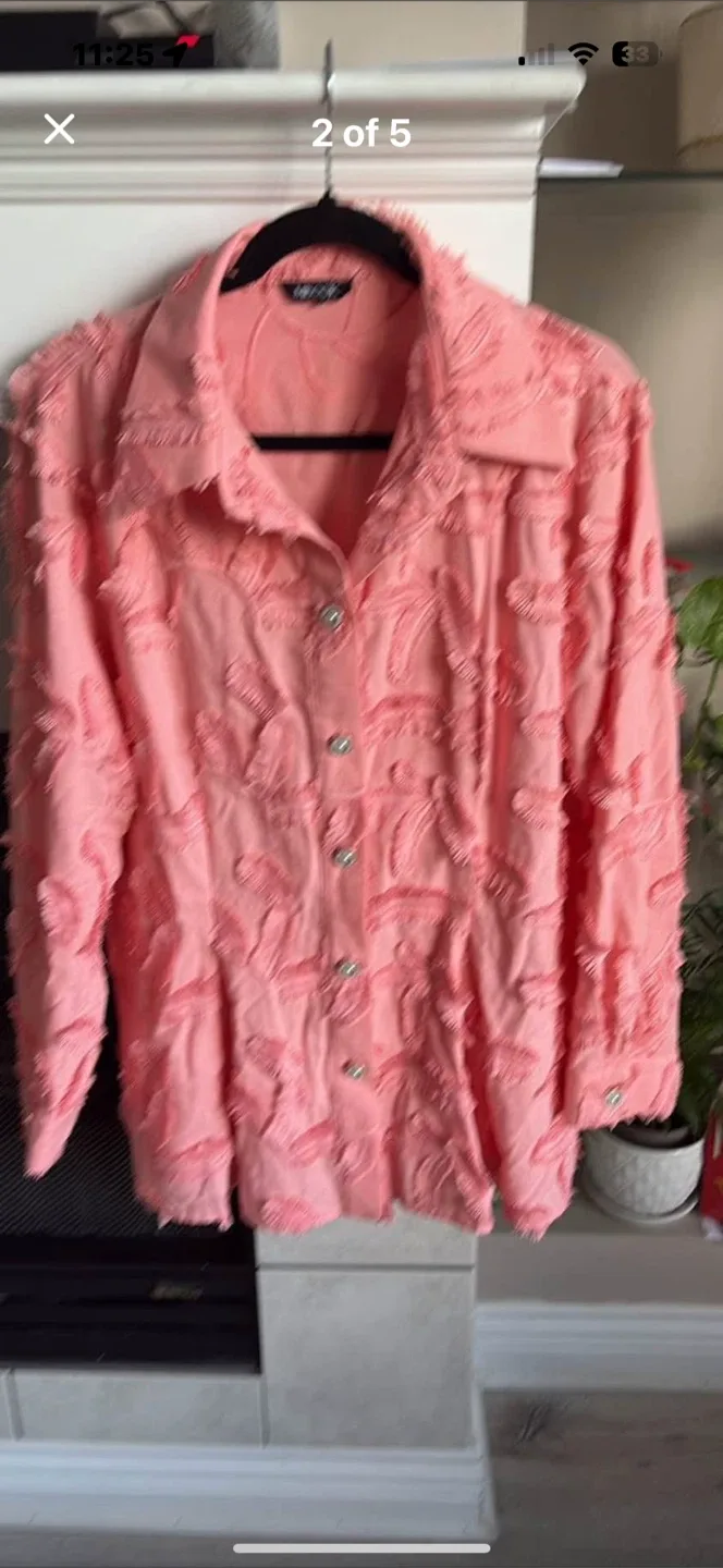 MISOOK Pink Embellished Jacket image indicator(2)