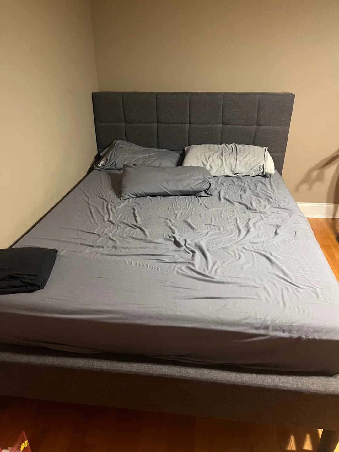 Queen Gray  Bed Frame image indicator(2)