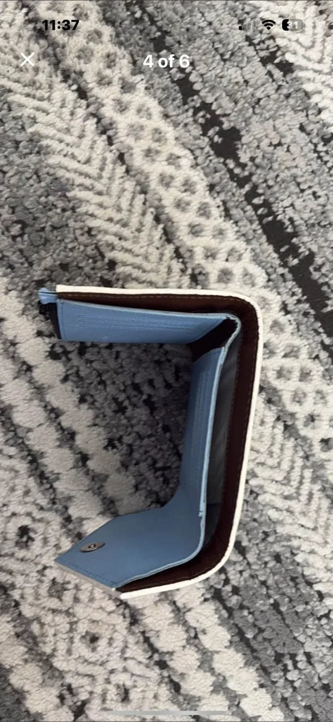 Poppy & Peonies Wallet image indicator(6)