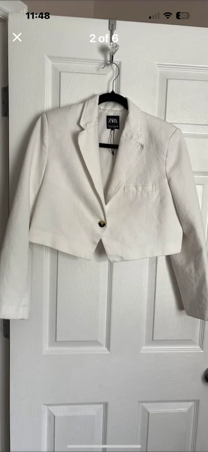 Zara White Cropped Blazer - Size M image indicator(4)