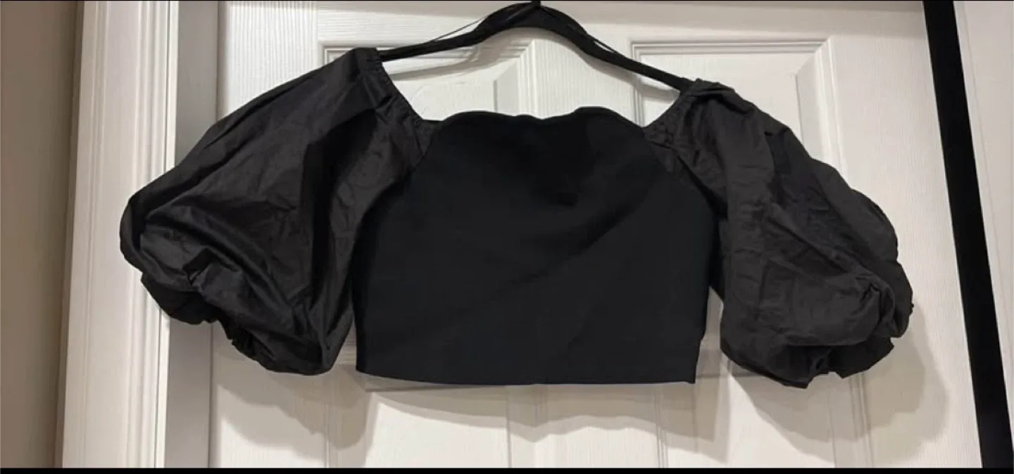 Zara Black Puff Sleeve Top - Size L thumbnail
