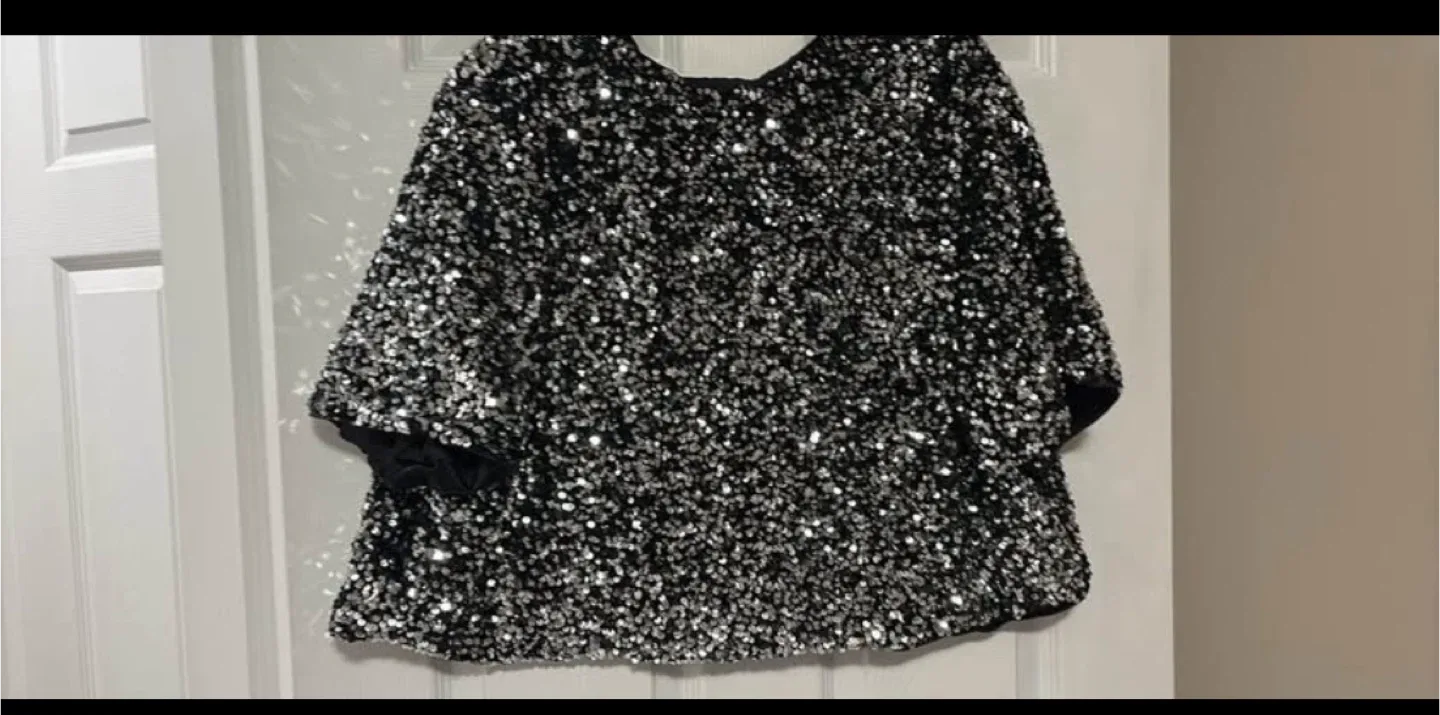 H&M Sequin Bolero Jacket - Size XXL image indicator(3)