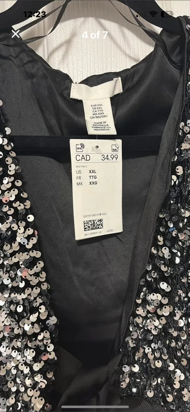 H&M Sequin Bolero Jacket - Size XXL image indicator(5)