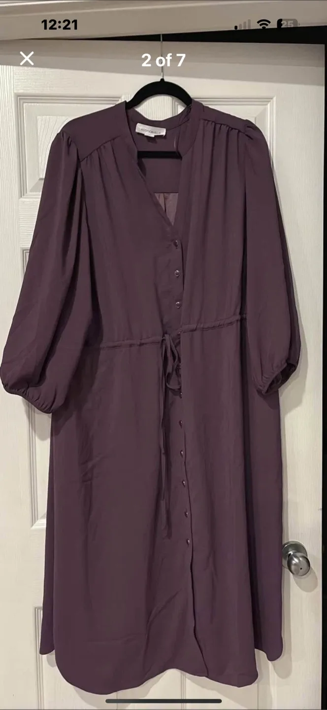 Croft & Barrow Purple Dress image indicator(4)