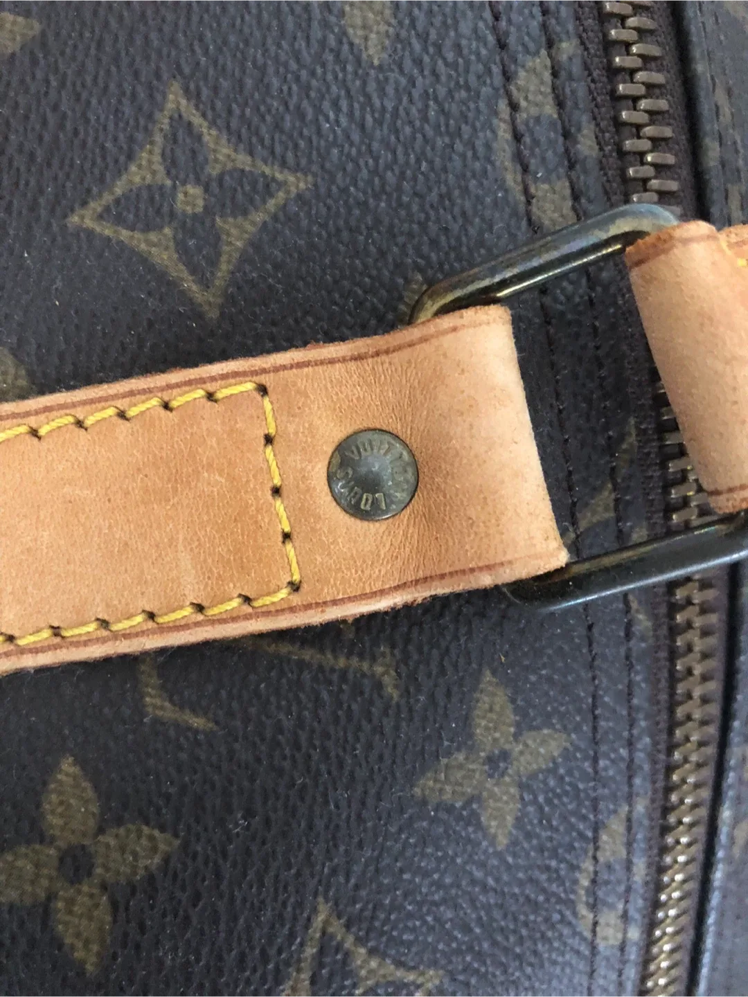 LV keepall 55 used bag image indicator(5)