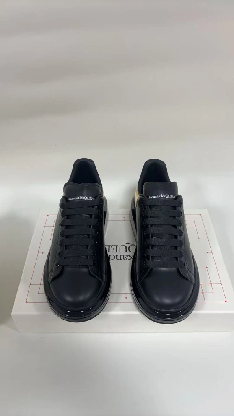 Alexander McQueen Black/Gold Sneakers - photo 2