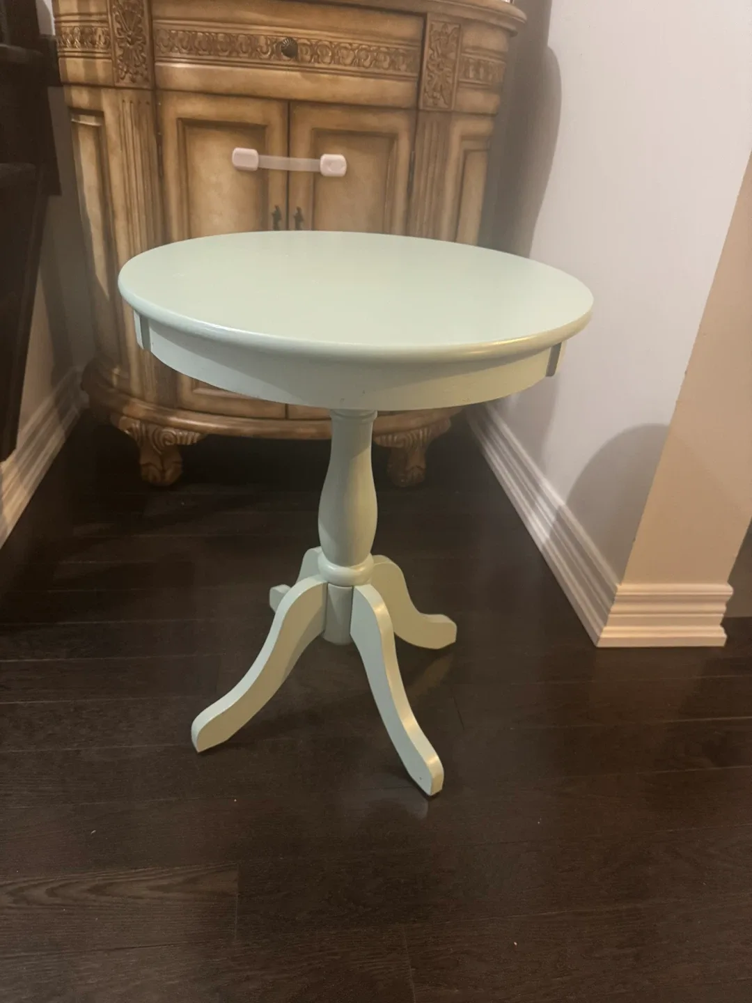 Round Accent Table - Light Blue image indicator(4)