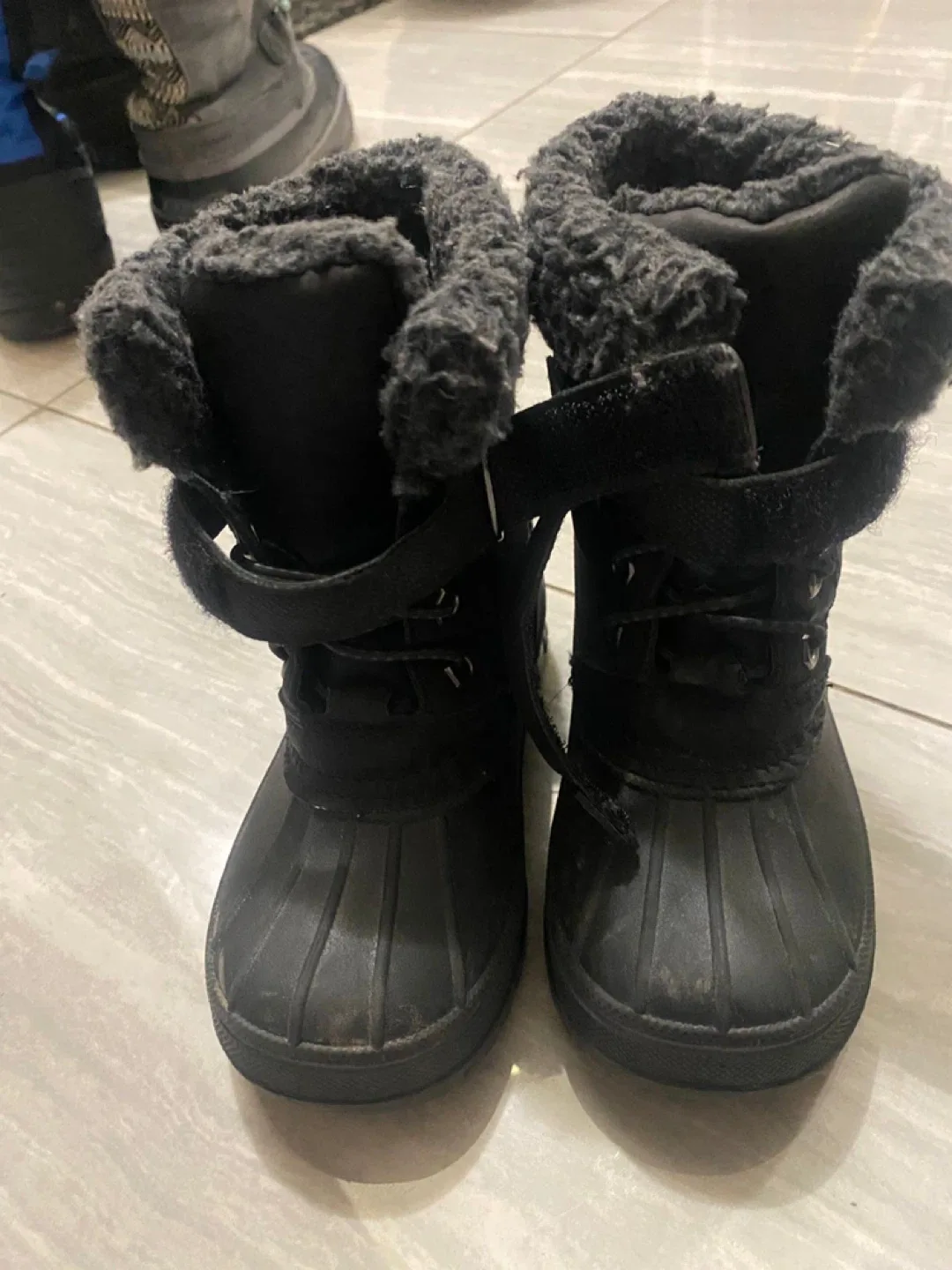 Joe fresh Black Winter Boots, Size 8 image indicator(3)