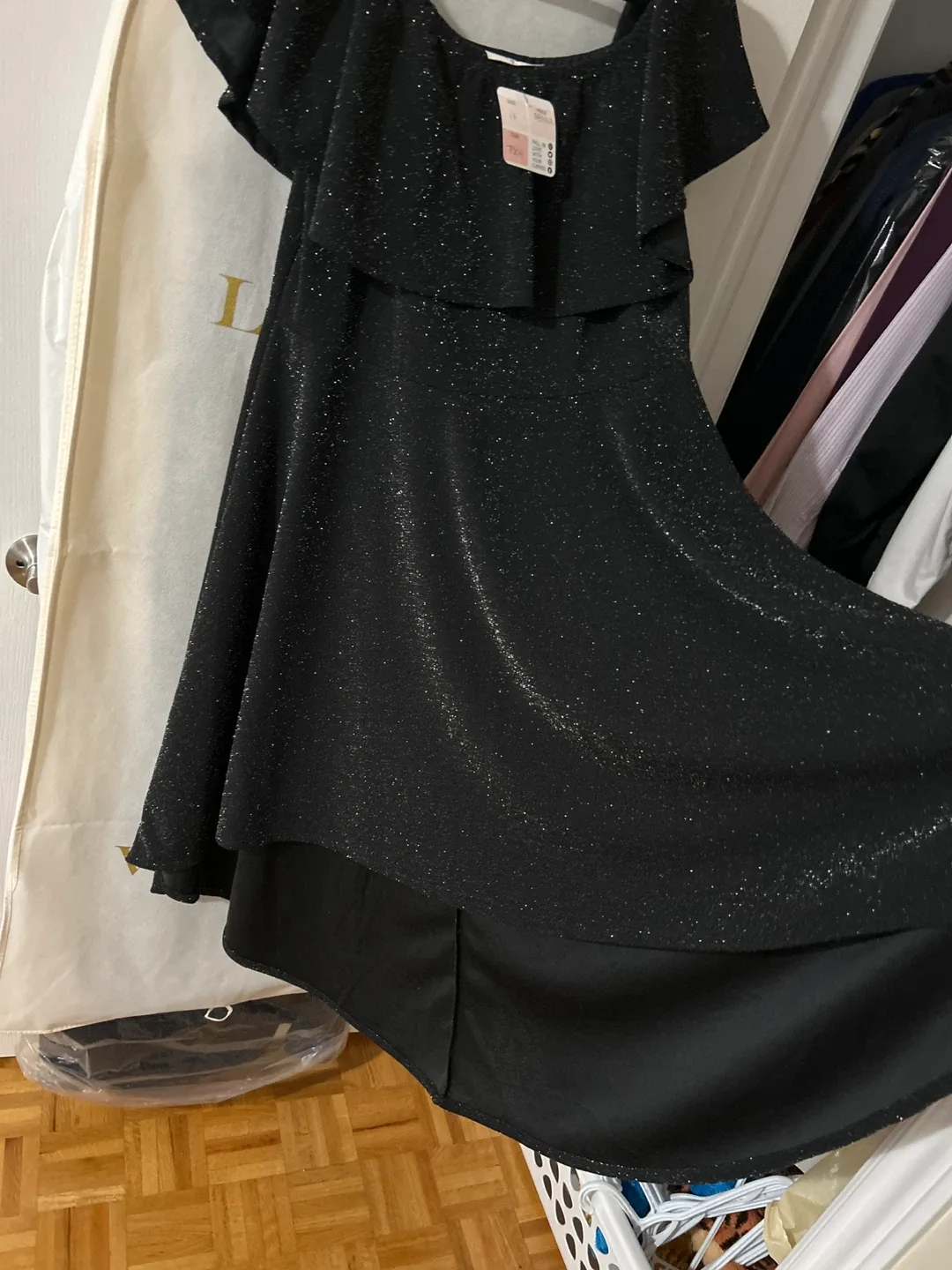 Black Sparkly Dress image indicator(2)