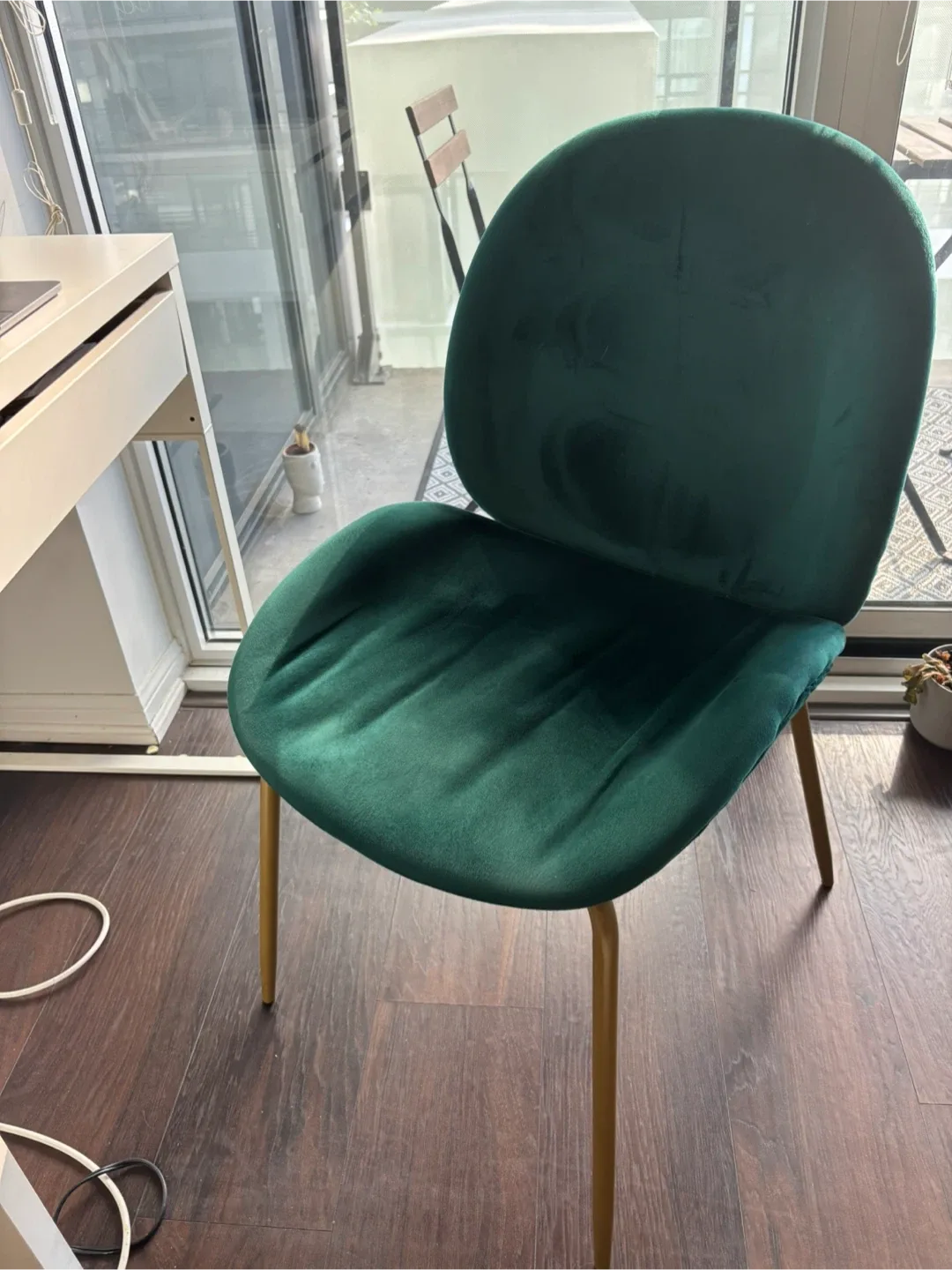 Green Velvet Chair image indicator(2)