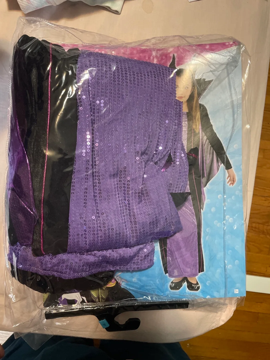 Disney Princess Maleficent Halloween Costume - Size 12-14 image indicator(3)