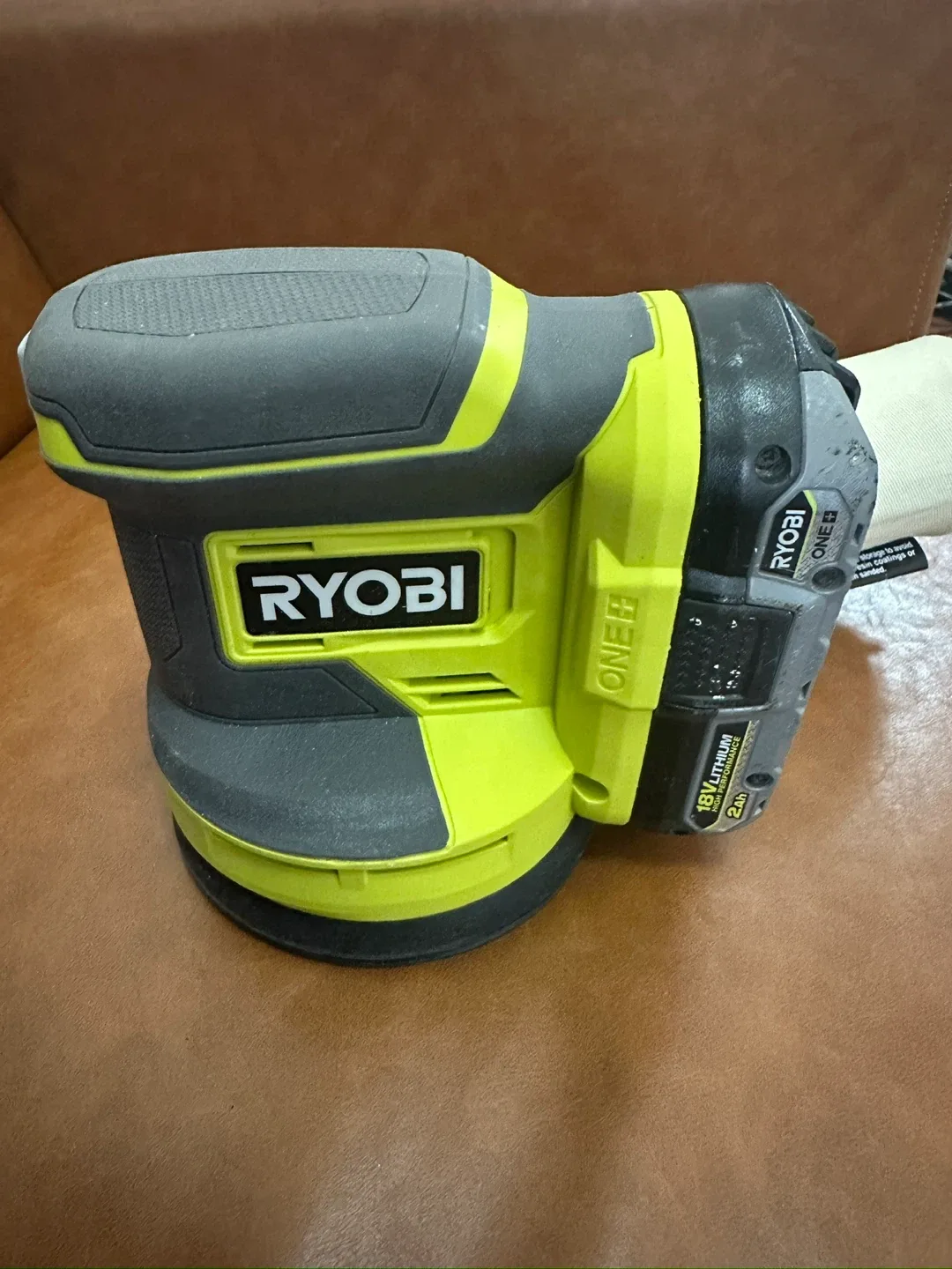 Ryobi PCL406 18V Cordless Corner Cat Sander image indicator(4)