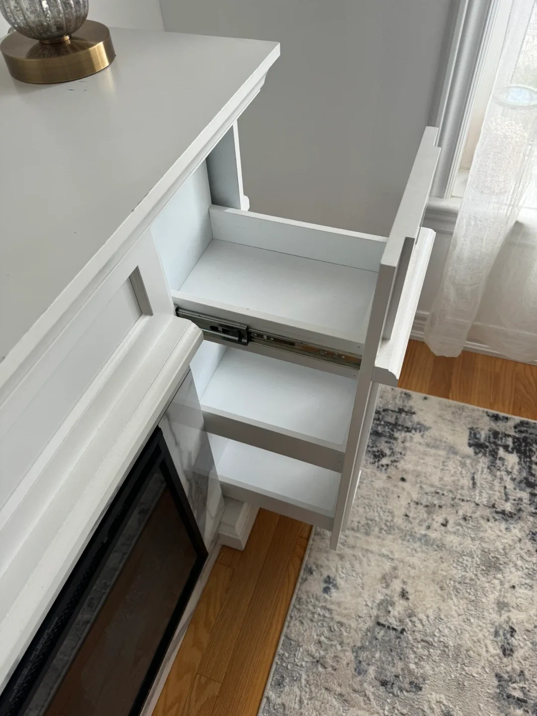 White Fireplace Mantel with Electric Fireplace image indicator(4)