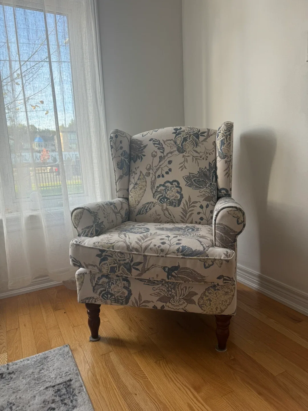 Floral Wingback Armchair image indicator(3)