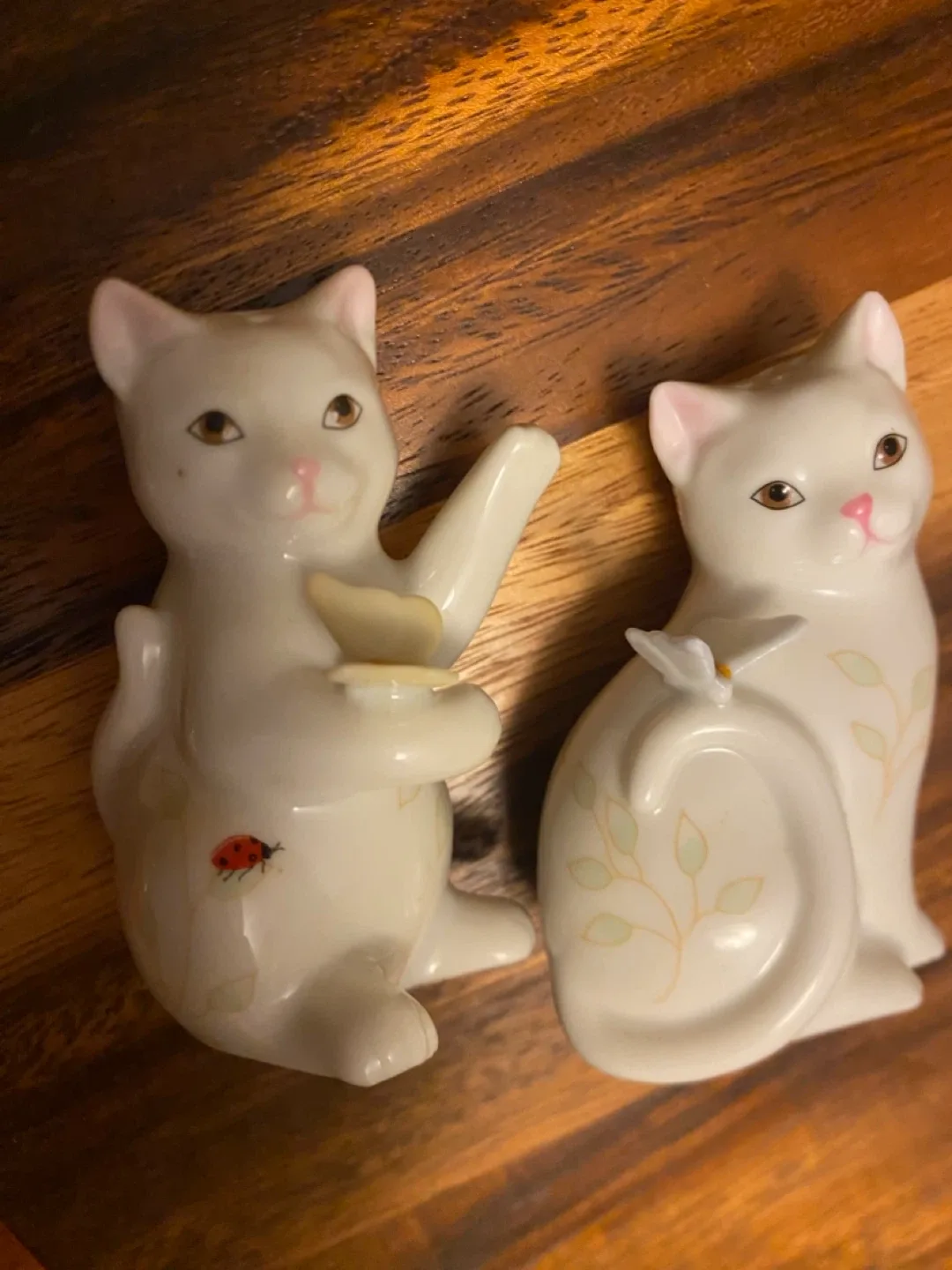 Lenox Butterfly Meadow Cat Salt & Pepper Shakers image indicator(5)
