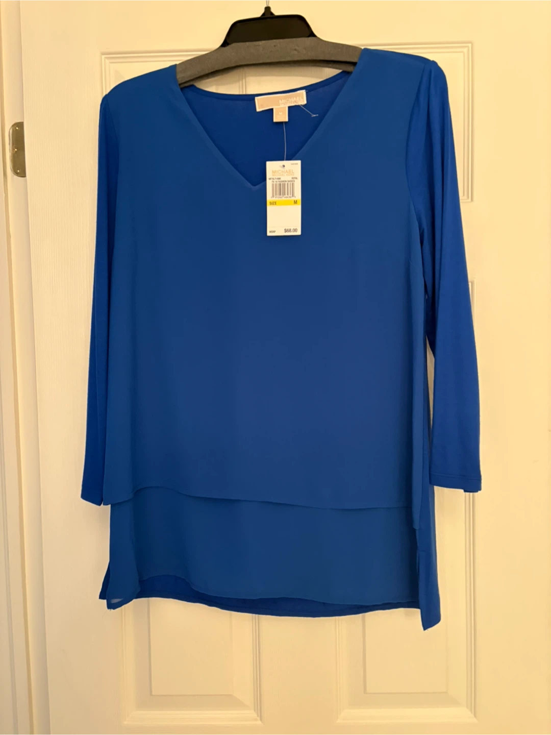8 tops $5. Each Michael Kors & Coco Bianco Tops - Size M - photo 2