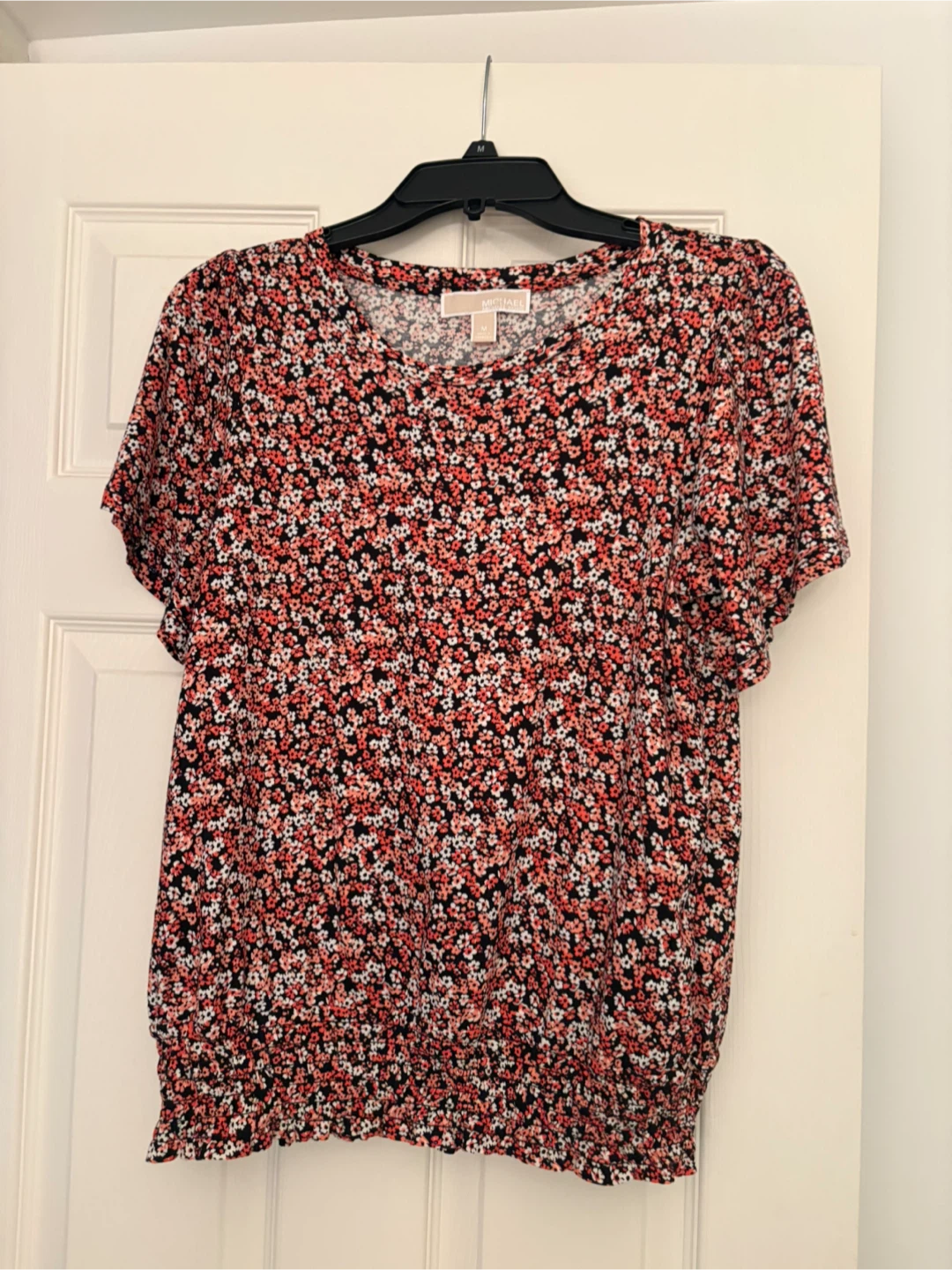 8 tops $5. Each Michael Kors & Coco Bianco Tops - Size M - photo 3