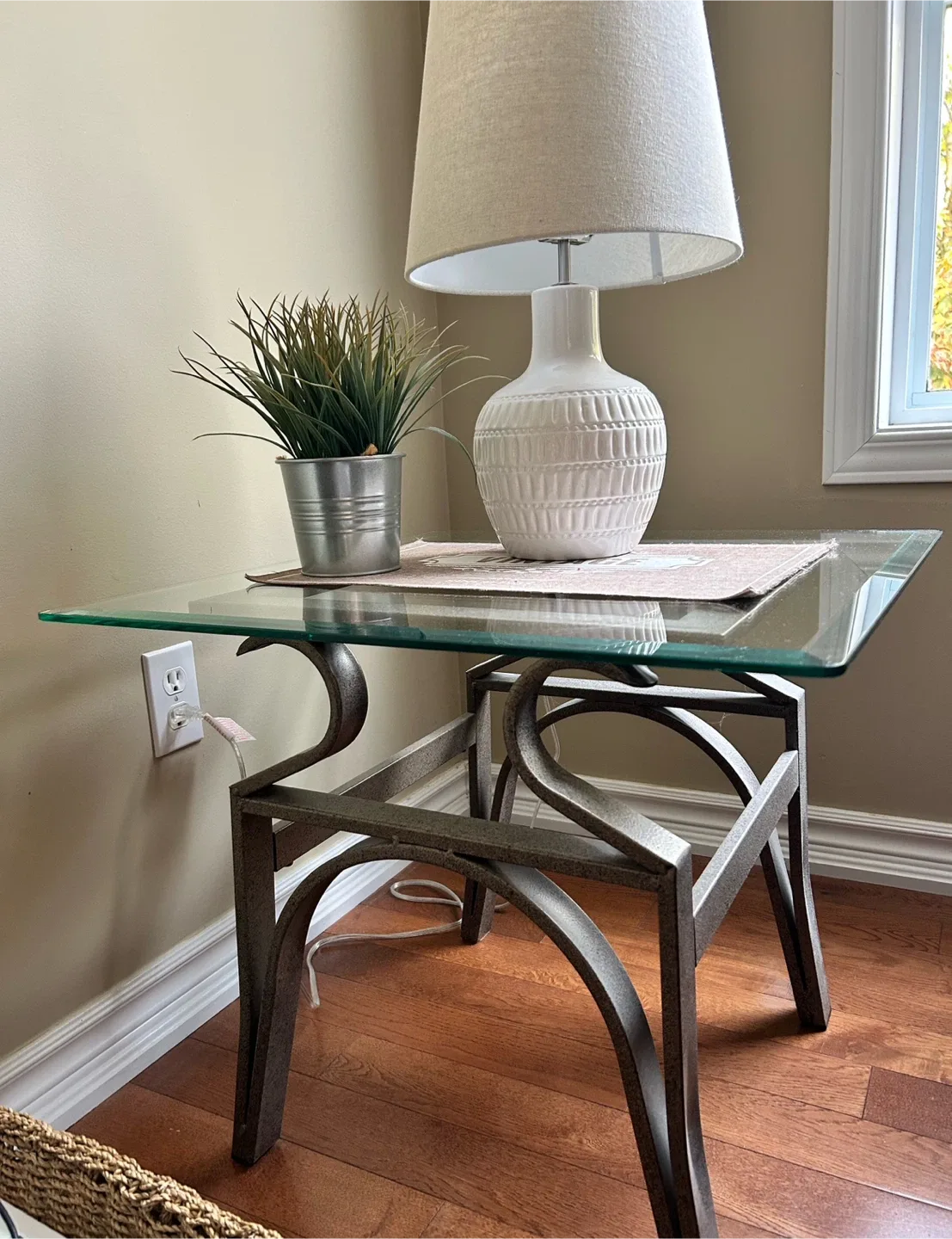 Glass Top Coffee Table and End Table Set image indicator(2)