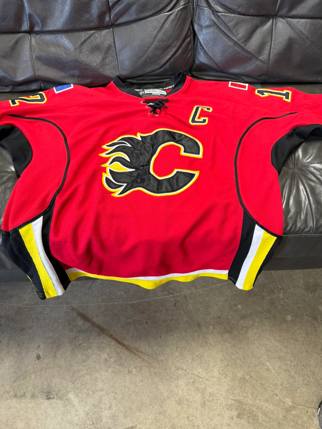 Reebok Iginla #12 Flames Jersey, Size 50