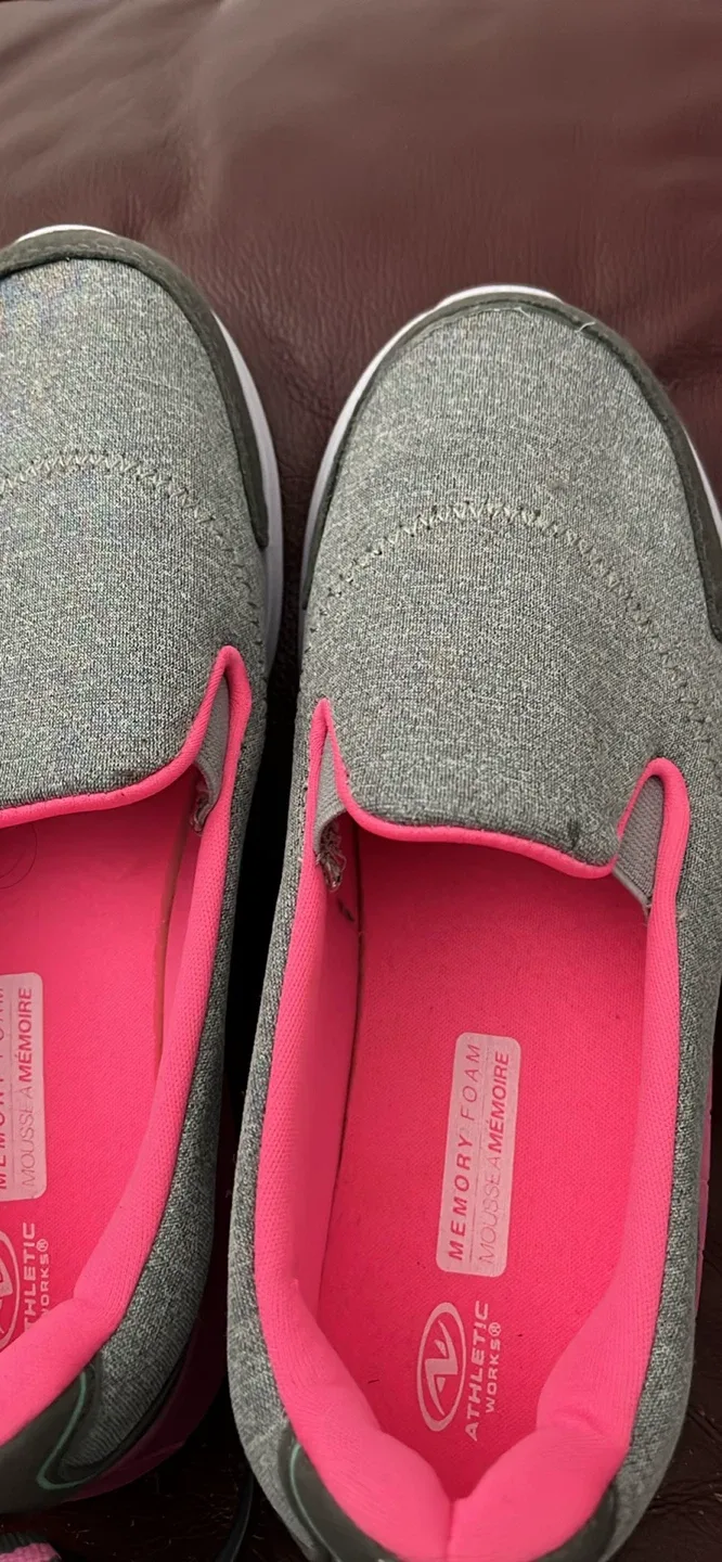 brand New Athletic Works Memory Foam Shoes - Size 4 image indicator(3)