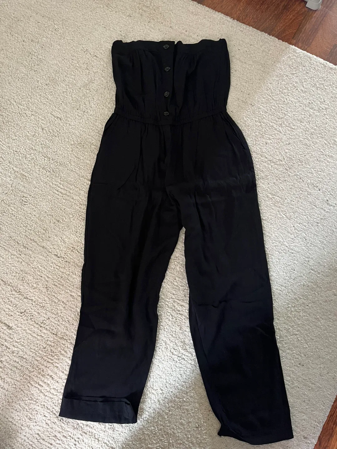 Assorted Women's Clothing image indicator(4)