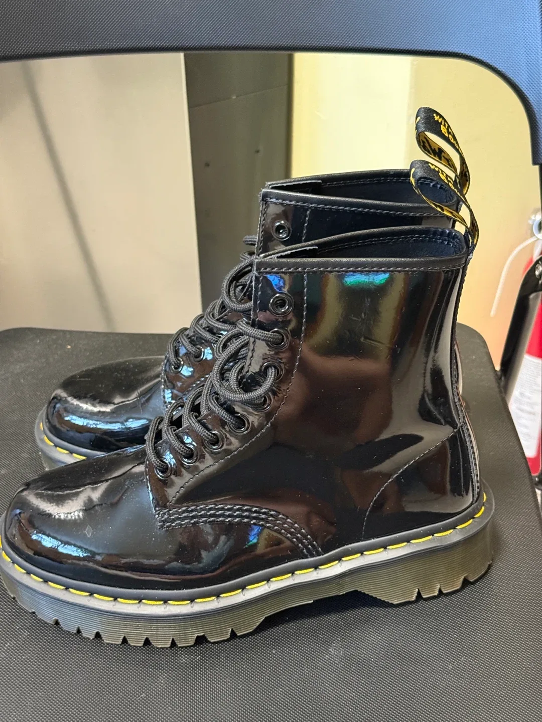 Dr. Martens 1460 Patent Leather Black Boots image indicator(3)