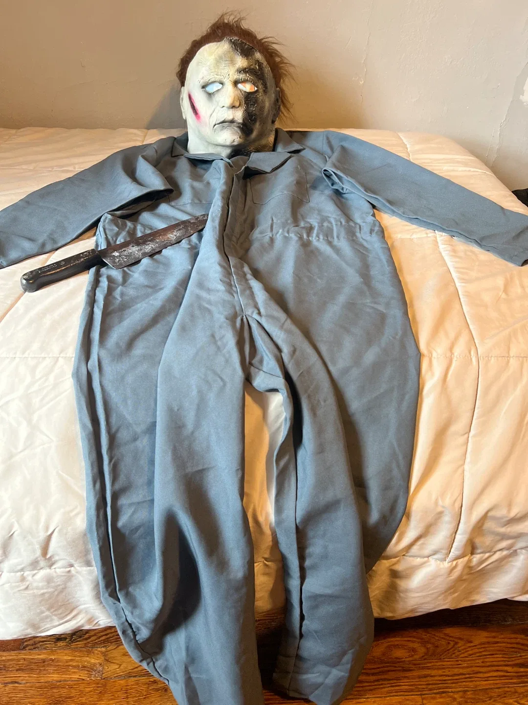 Michael Myers Halloween Costume thumbnail