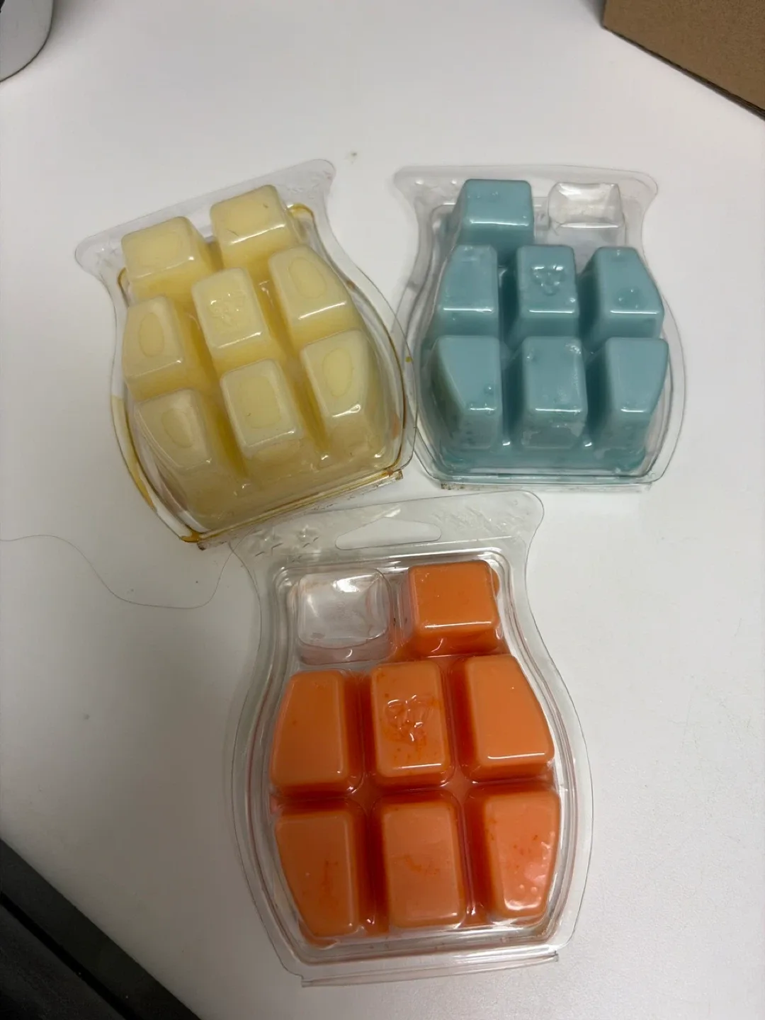 Scentsy Bar Wax Melts - 3 Pack image indicator(2)
