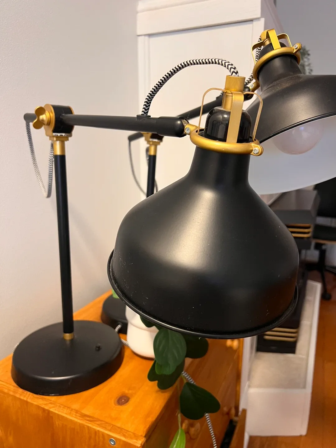 IKEA Work Lamp (2)- Black image indicator(2)