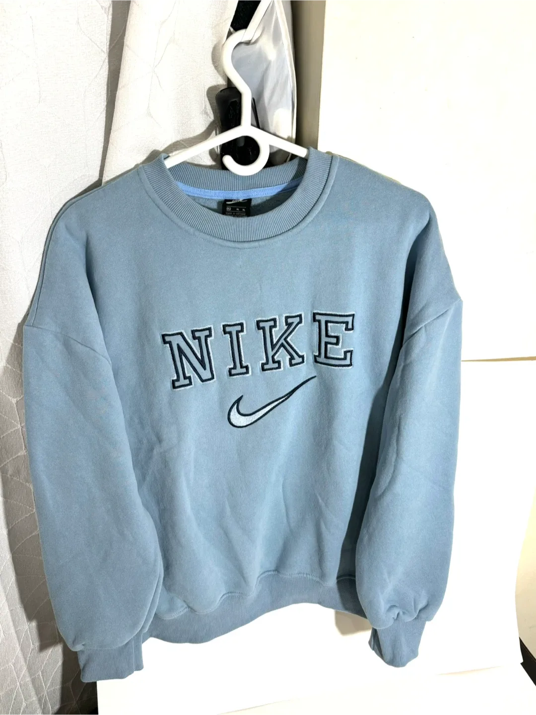 Vintage Nike Blue Sweatshirt image indicator(2)