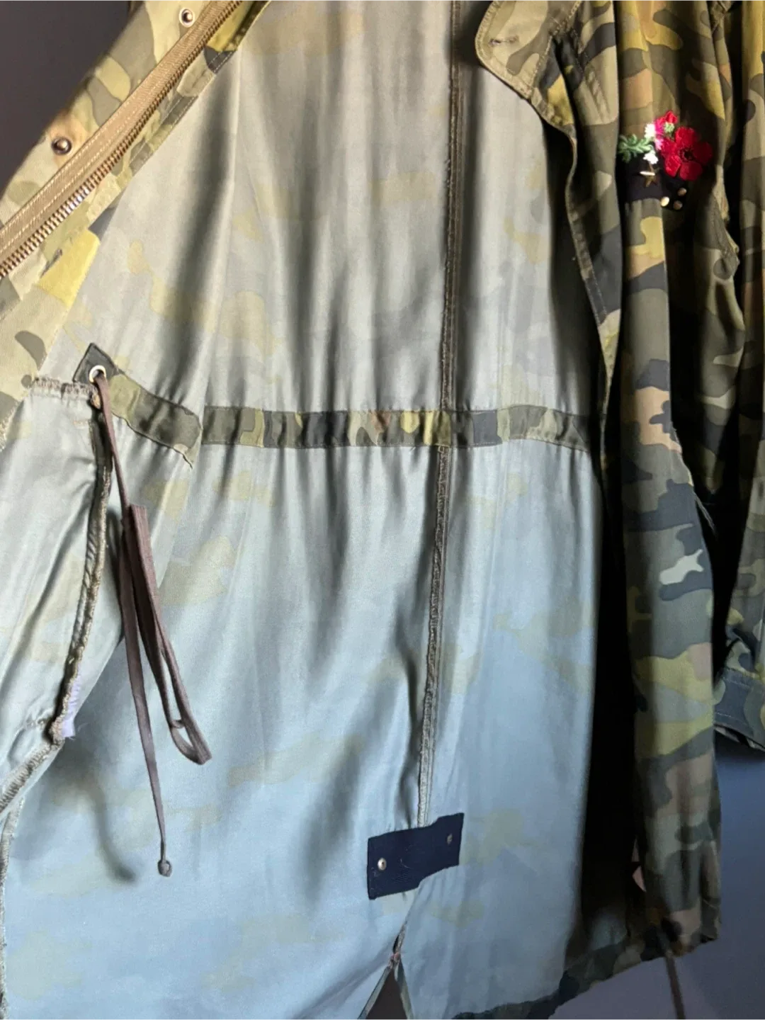 Highline Collective Camo Print Jacket - Size M image indicator(4)