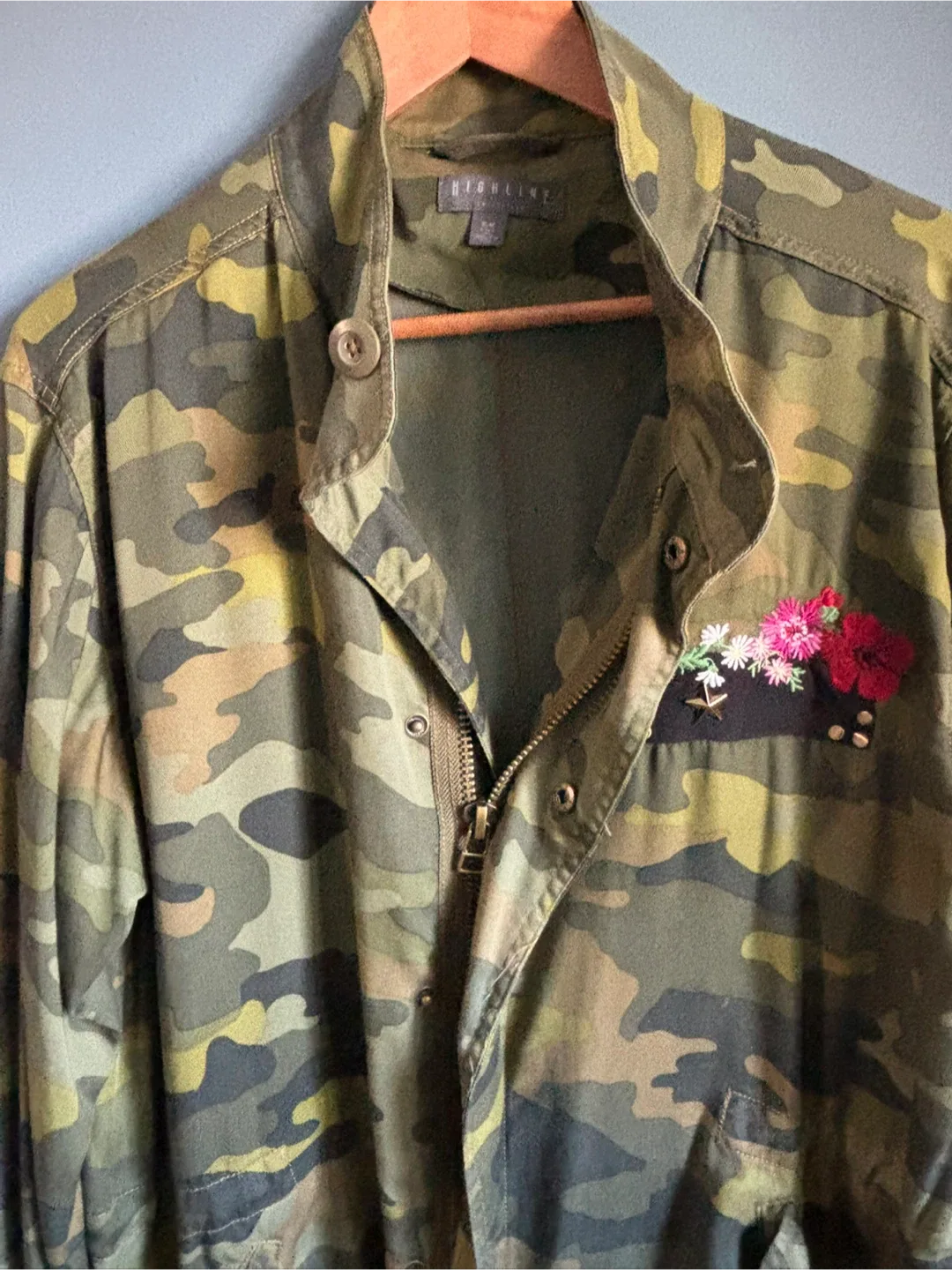 Highline Collective Camo Print Jacket - Size M image indicator(6)