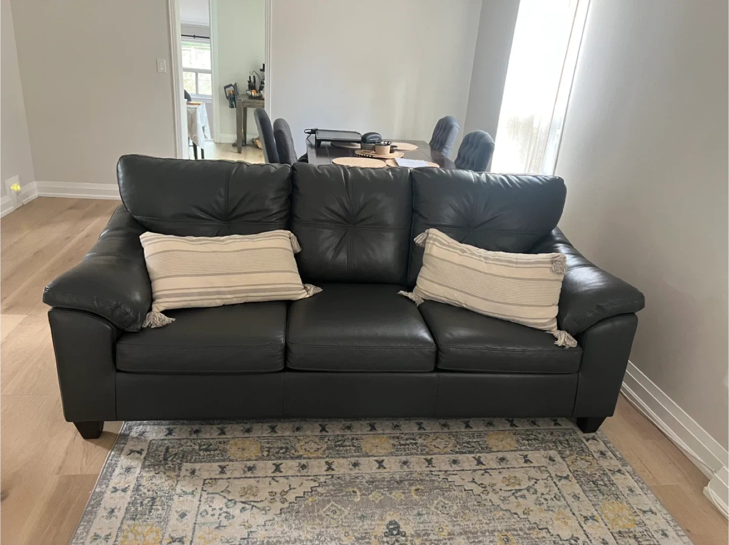 Gray leather 3-seat sofa + diner table image indicator(4)