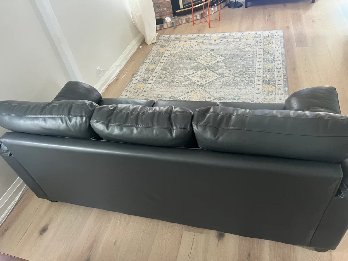 Gray leather 3-seat sofa + diner table image indicator(2)