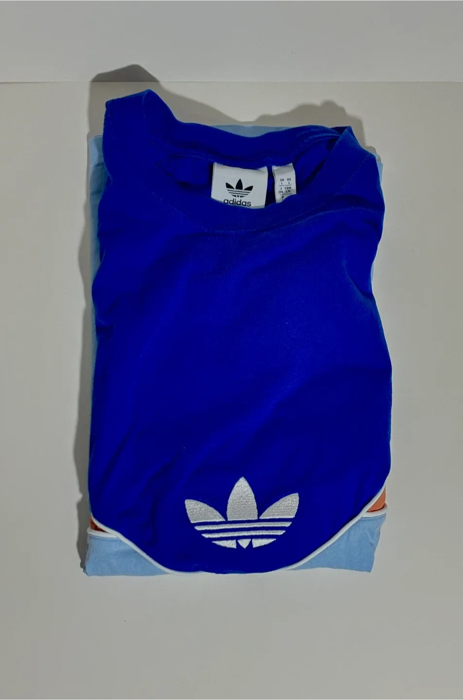 Adidas Adicolor Seasonal Archive T-Shirt thumbnail