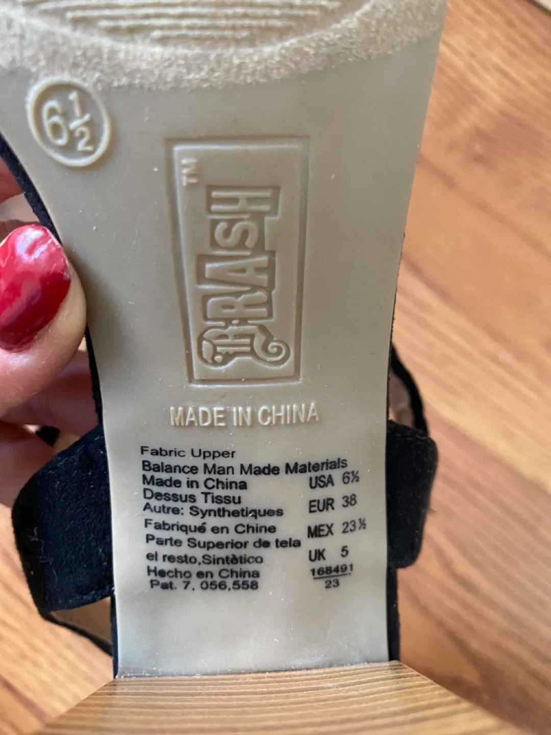 Smash Black Heeled Sandals - Size 6.5 image indicator(3)