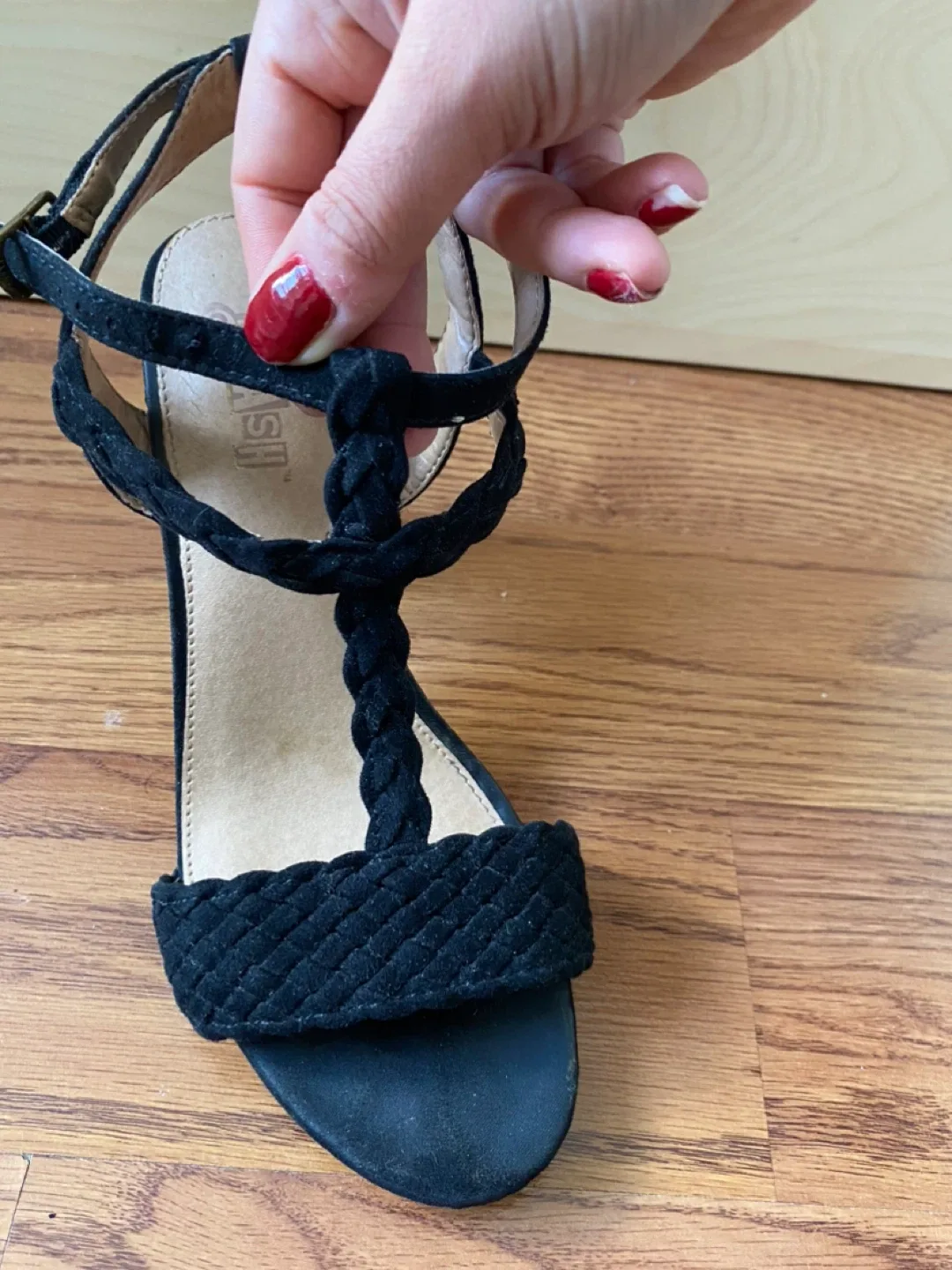 Smash Black Heeled Sandals - Size 6.5 image indicator(4)