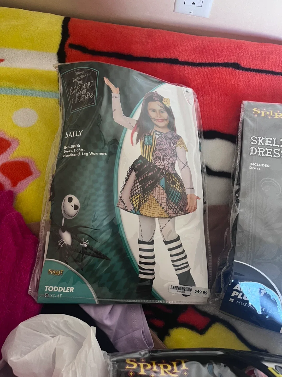 Spirit Halloween Costumes - Kids & Adult Sizes image indicator(6)