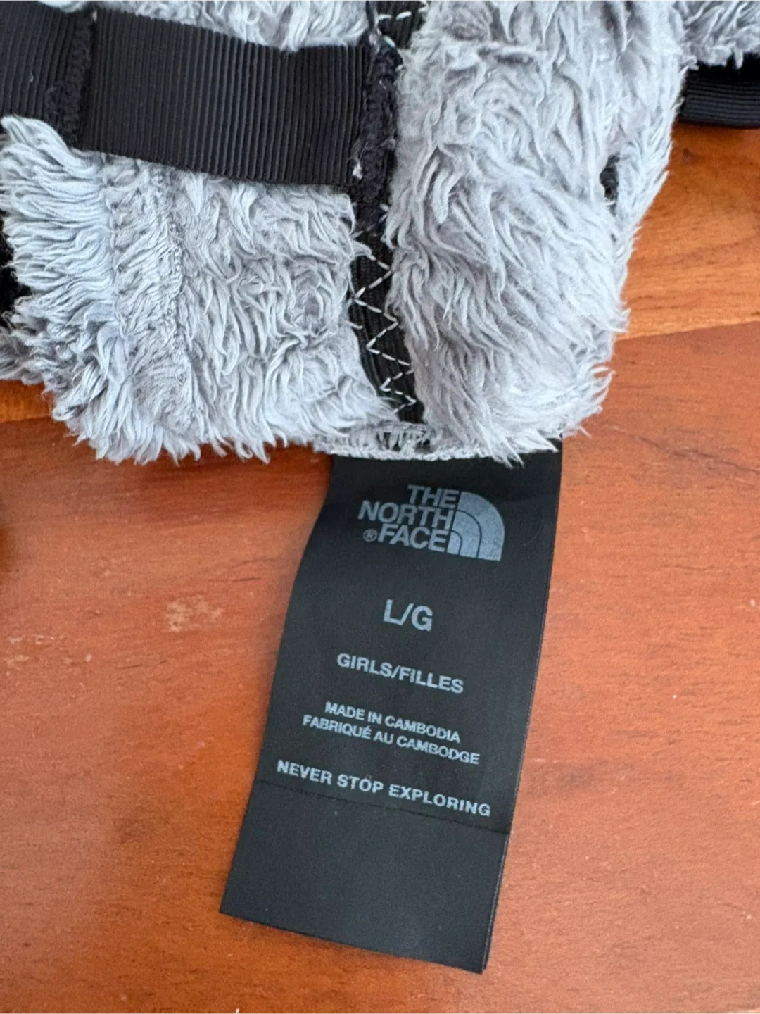 3 pairs of Gloves - Girls L/G image indicator(4)