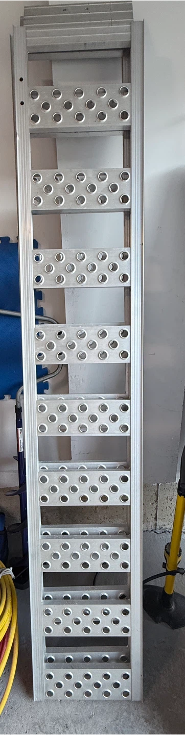 Reese Explore Aluminum Loading Ramp - 625 lbs Capacity - photo 3